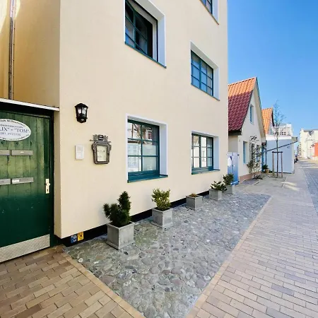 Kapitaenshaus Froehlich/Felix Appartement Rostock Buitenkant foto