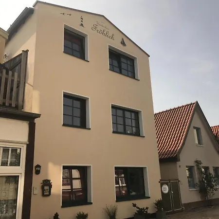 Kapitaenshaus Froehlich/Felix Appartement Rostock Buitenkant foto